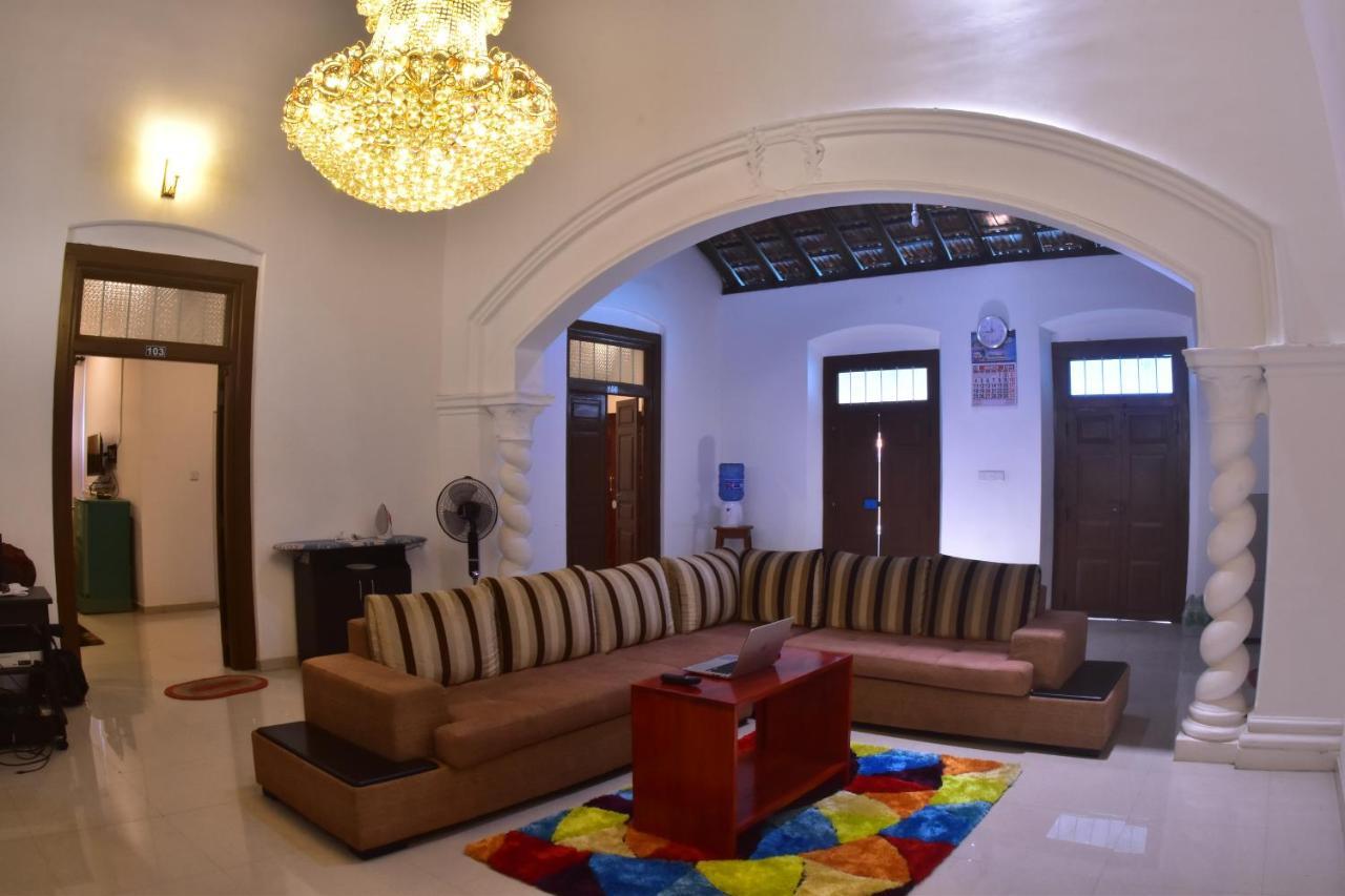 ג'פנה Peninsula Hotel מראה חיצוני תמונה